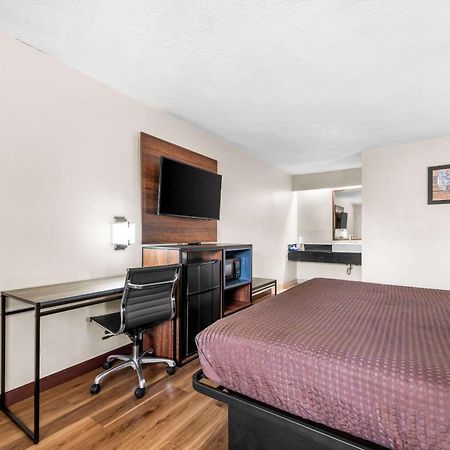 Econo Lodge Charlotte Airport Екстер'єр фото