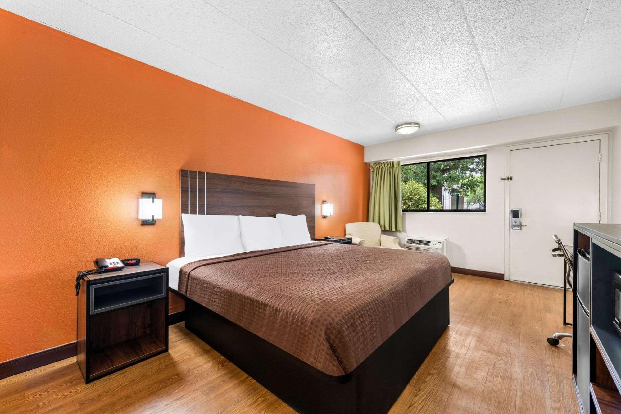 Econo Lodge Charlotte Airport Екстер'єр фото