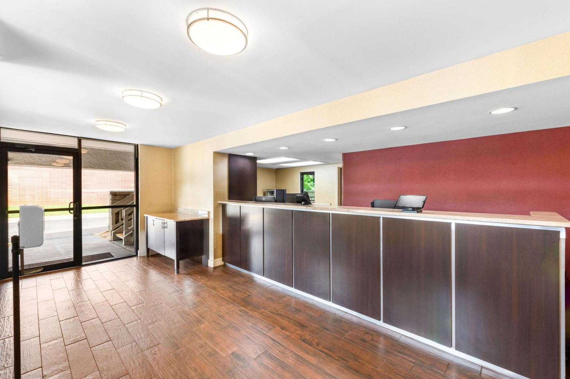 Econo Lodge Charlotte Airport Екстер'єр фото